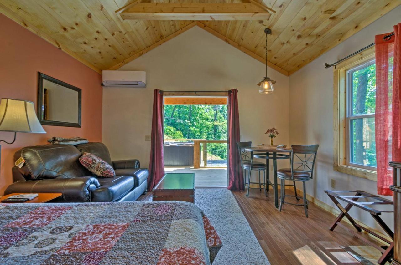 Bryson City Studio With Hot Tub - Near Nantahala! المظهر الخارجي الصورة