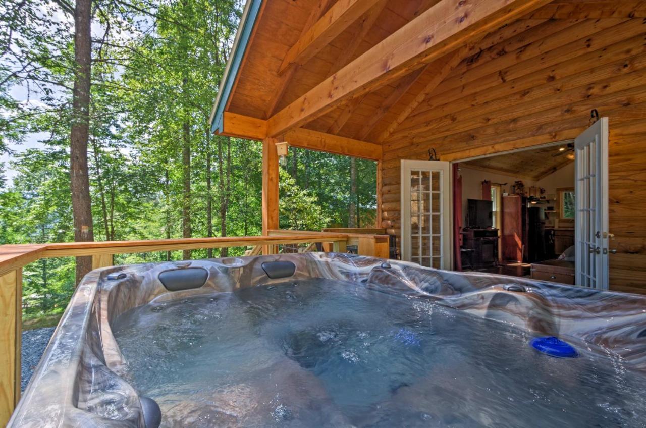 Bryson City Studio With Hot Tub - Near Nantahala! المظهر الخارجي الصورة
